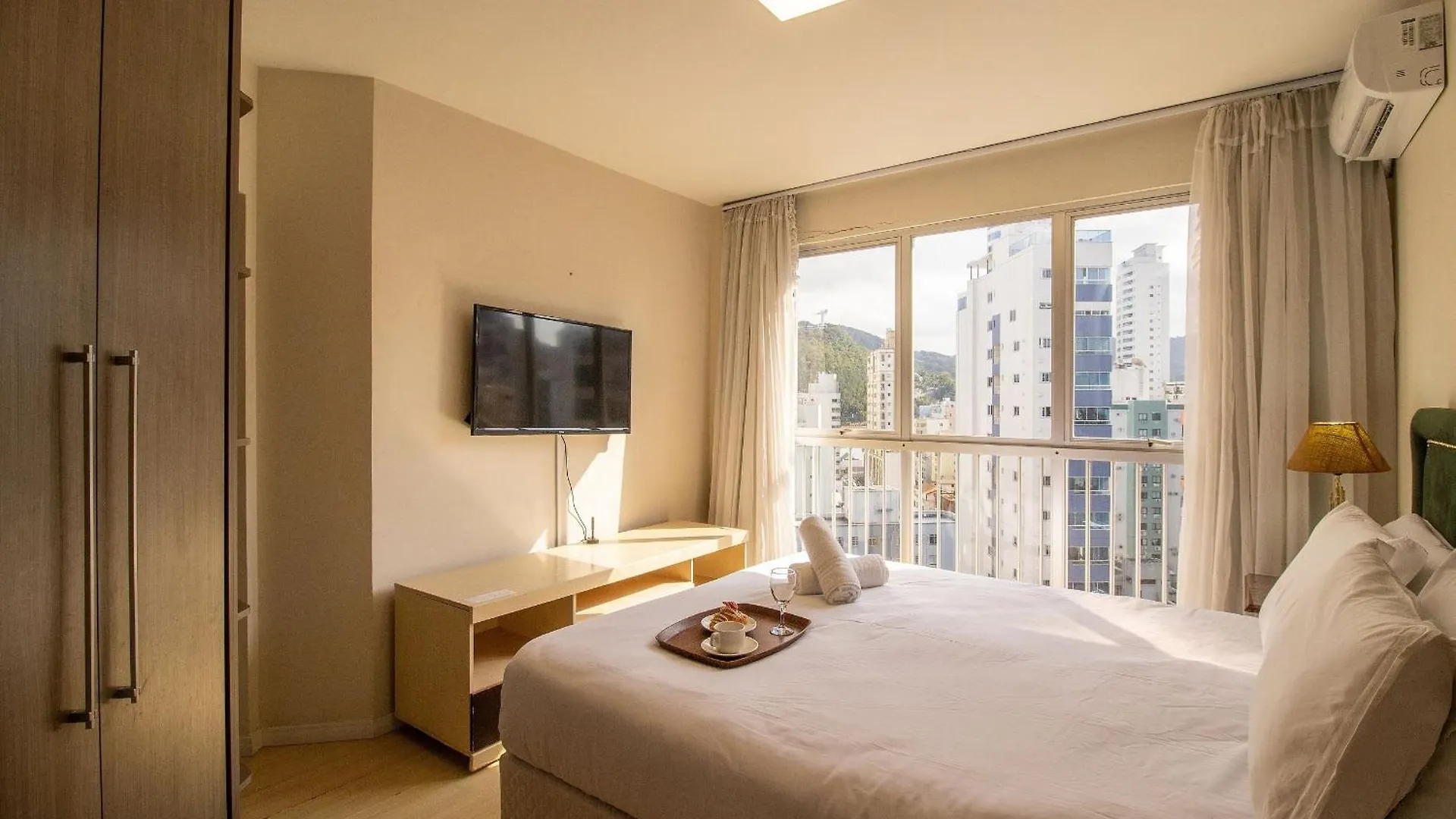 Appartamento Prg91 - 4 Dorm, Garagem Camionete, Wi-Fi, Sacada Balneário Camboriú Brasile